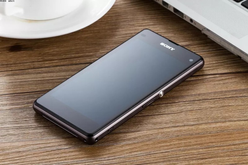 Original Sony Xperia Z1 Compact D5503 4G/3G Wifi NFC Smartphone Unlocked