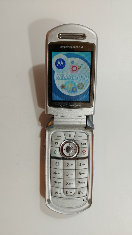 169.Motorola E815 Very Rare – For Collectors – No Sim Card – CDMA