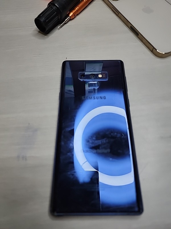 Samsung Galaxy Note 9 SM-N960U + Pen (Blue 128GB 6GB) CRACKED GLAS