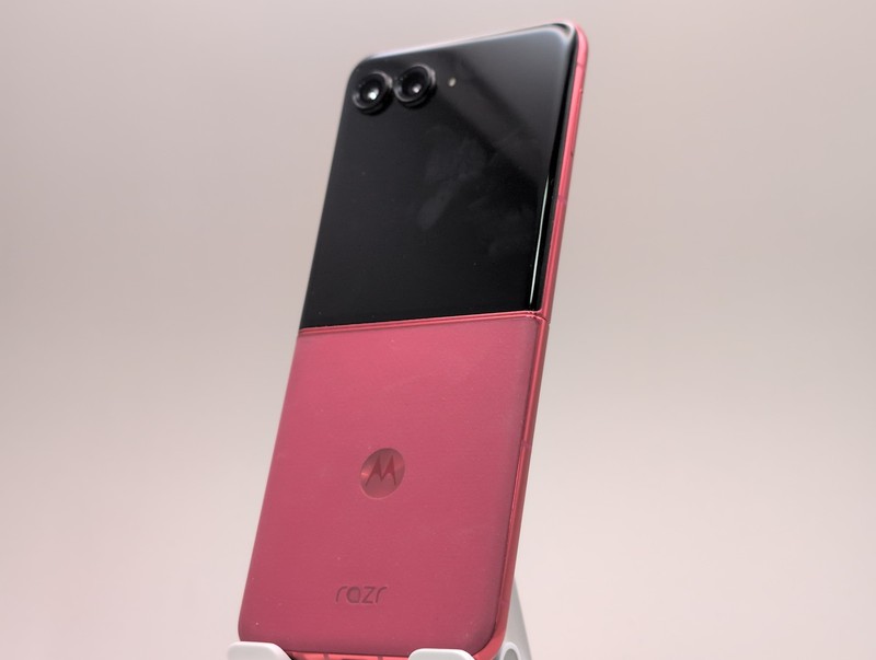 Motorola razr+ 2024 XT2451-1 256GB Hot Pink T-Mobile Unlocked W089279
