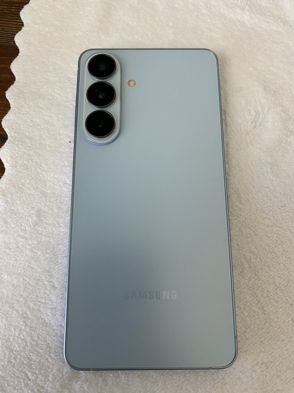 Factory Unlocked Samsung Galaxy S26 Plus 12GB RAM 256GB SM-S947U1 Blue gallery