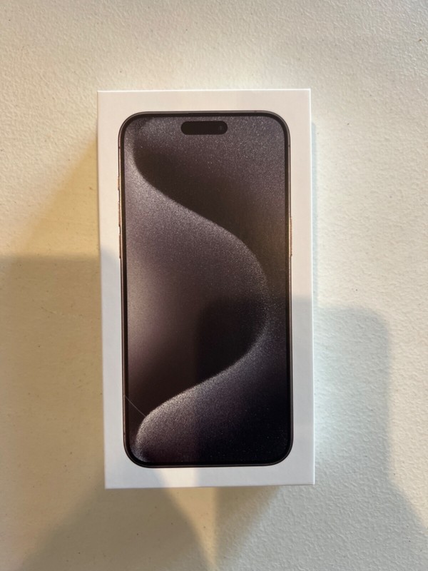 Apple iPhone 15 Pro Max - 512GB - Black Titanium (Unlocked)
