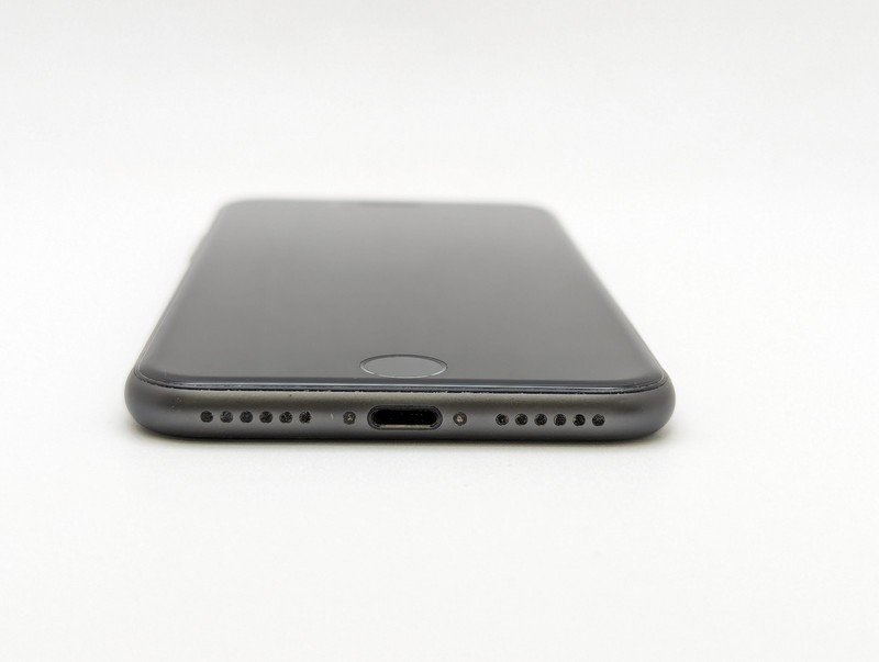 Apple iPhone 8 A1863 64GB Great Condition | Space Gray | UNLOCKED gallery