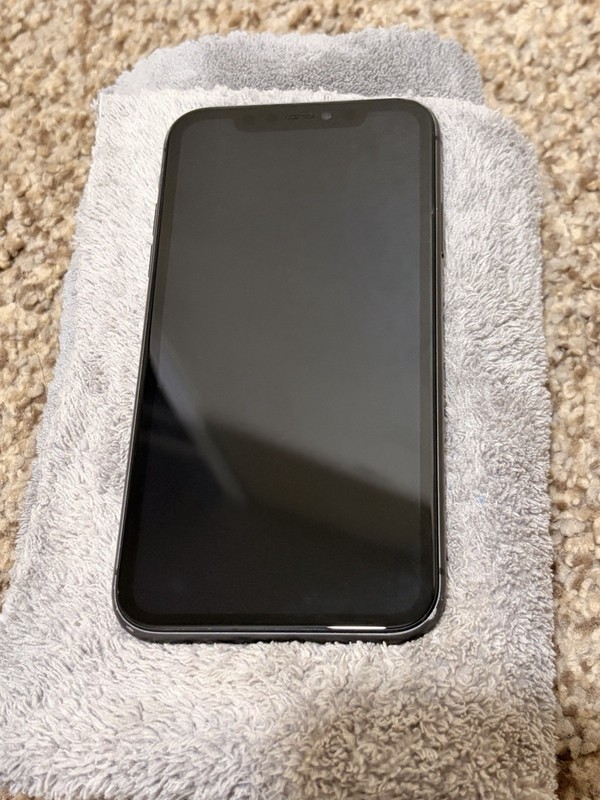iPhone 11 For Parts Only Black