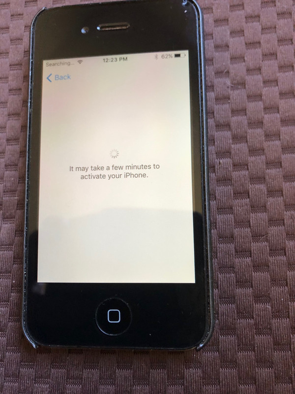 Apple iPhone 4s – 8GB – Black (Unlocked) A1387 (CDMA + GSM)
