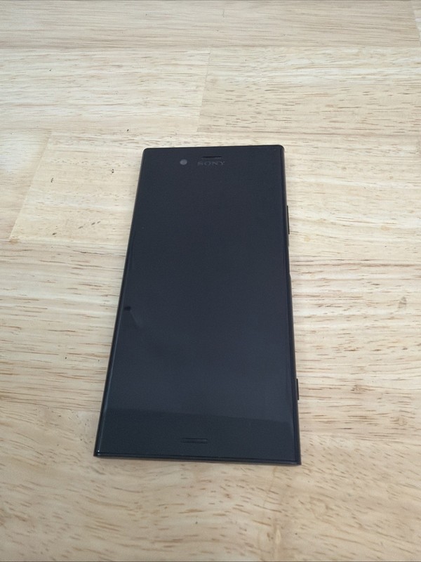 Sony Xperia XZ1 – Powers On – Locked – For Parts or Repair