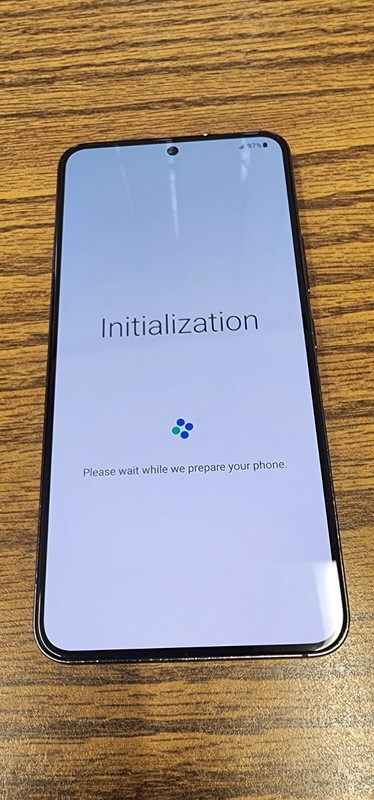 Samsung Galaxy S22 SM-S901U - 128GB - Phantom Black (Unlocked) gallery