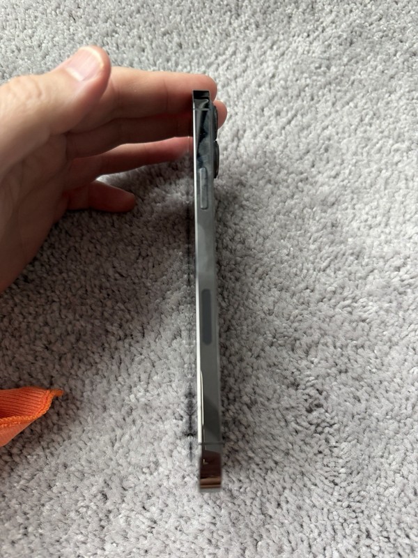 Apple iPhone 13 Pro Max (Model A2484) 1TB Storage, Graphite, AT&T (LOCKED) gallery