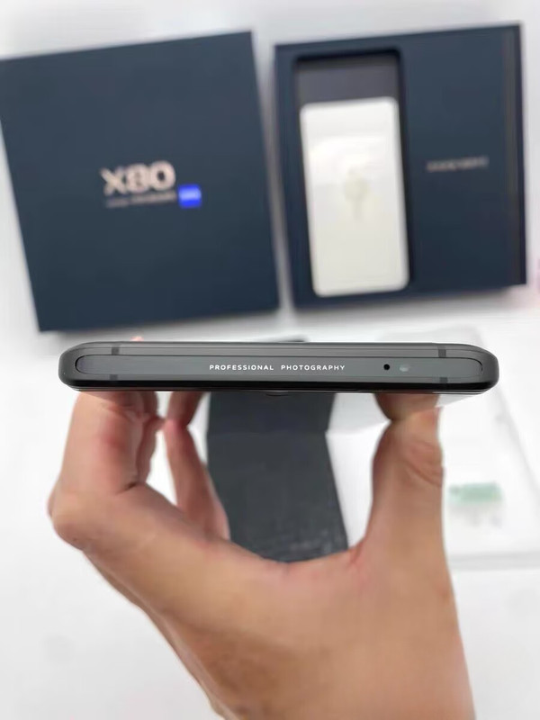 vivo X80 6.78" 50MP 128GB 256GB Dimensity 9000 Android 12 CN version gallery