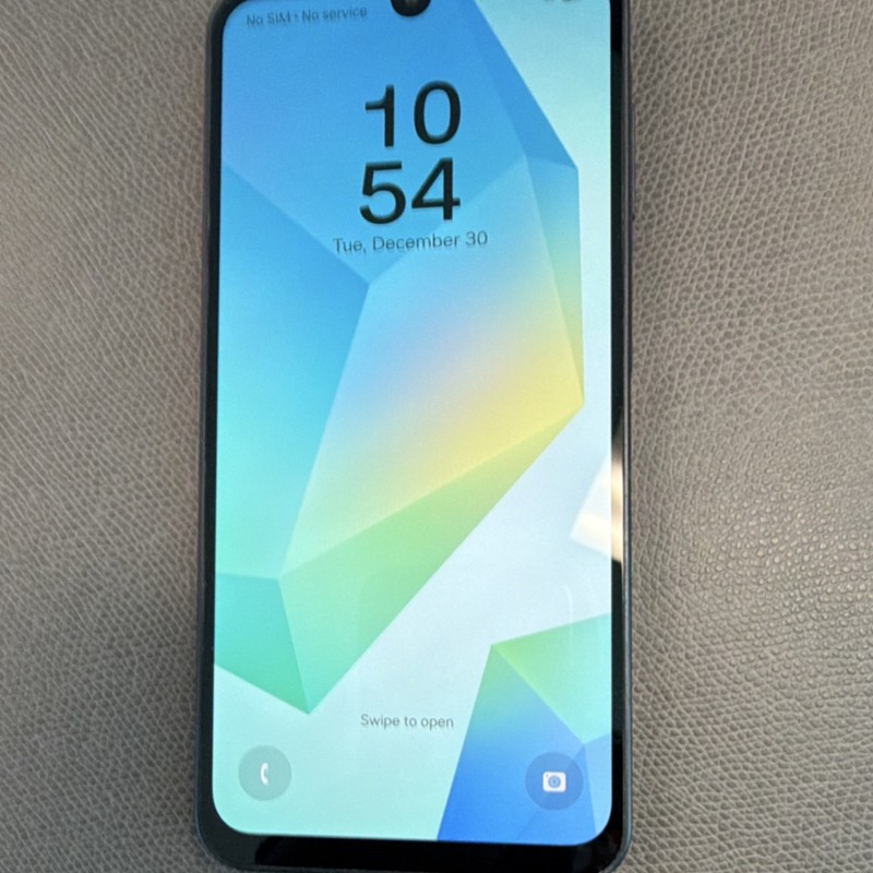 Samsung Black Bar Smartphone Touchscreen with Geometric Wallpaper