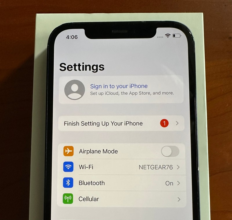 Apple iPhone 12 64GB Black (Unlocked) AT&T TMO VZW Battery Health 89% iOS 15.6.1 gallery