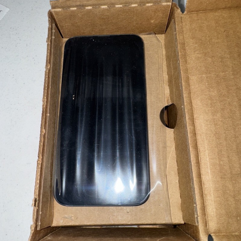 AT&T Apple iPhone 16e A3212 128GB 6.1&Prime; Black MD0D04LL/A (100% Battery)