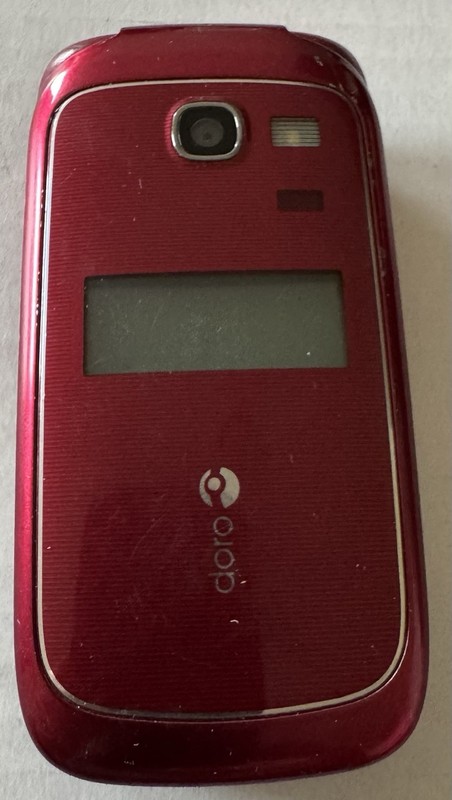 Doro PhoneEasy 618 - Red ( Consumer Cellular ) Flip Phone NO SIM CARD