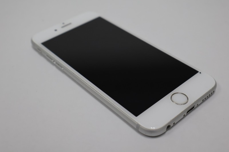 USED Apple iPhone 6S (A1688) Smartphone - Unlocked - 16GB White - MKQK2 gallery
