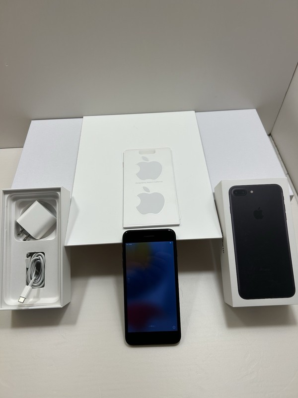 Apple iPhone 7 Plus 32GB Fully Unlocked