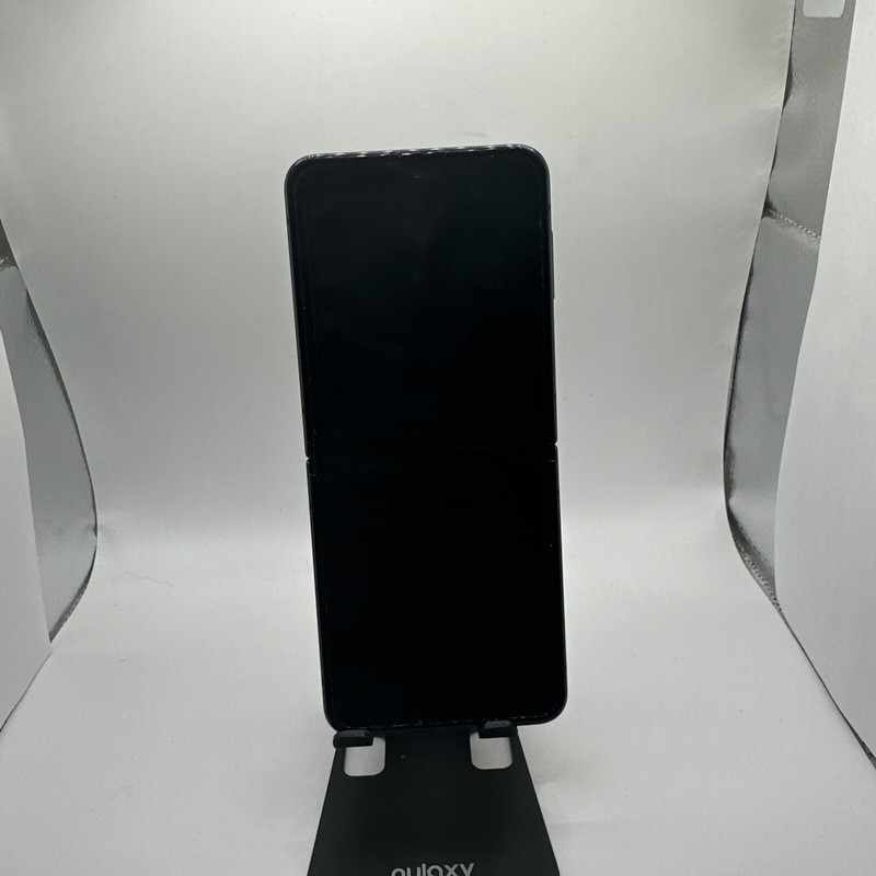 Samsung Galaxy Z Flip 4 128GB -VERIZON FRP UNKNOWN AS- IS, Read DESC #3