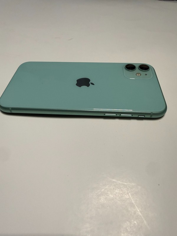 Apple iPhone 11 Green A2111 128GB Unlocked - Excellent No Original Box gallery