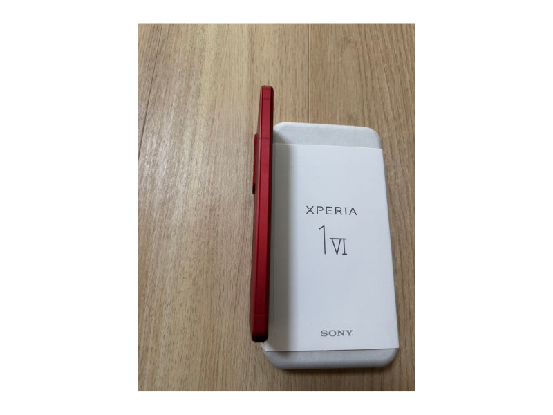 SONY Xperia 1 VI XQ-EC44 scarlet 256GB/12GB RAM Unlocked JAPAN gallery