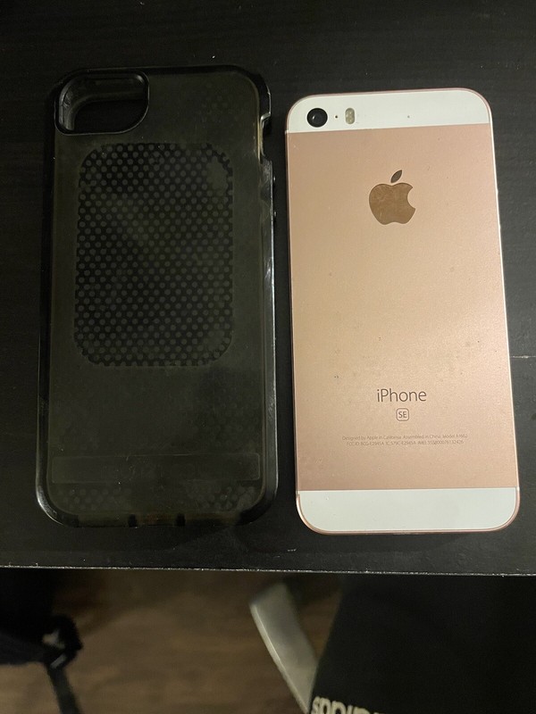Apple iPhone SE – 32GB – Rose Gold (Verizon) A1662 (CDMA + GSM)