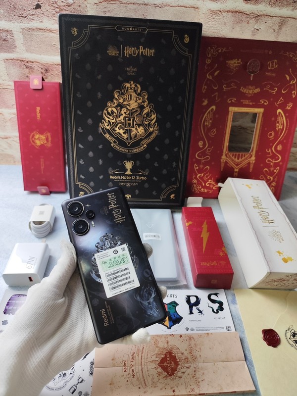 Muggles Xiaomi Redmi Note 12 Turbo 6.67&Prime; 48MP Android 12+256G smartphone