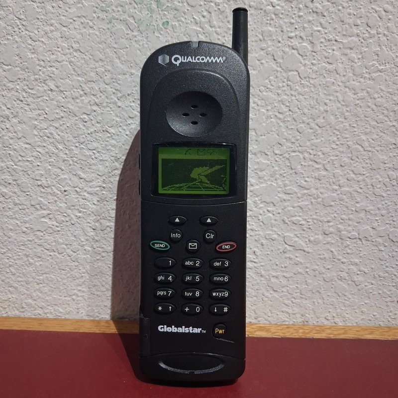 QUALCOMM GLOBALSTAR GSP-1600 Handheld Tri-Mode Satellite & Cellular Phone READ