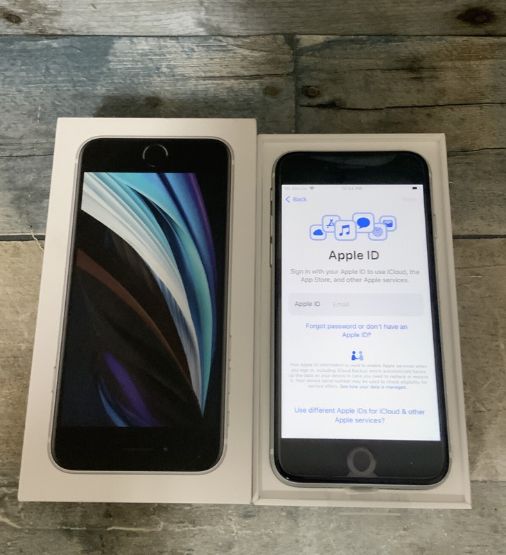 ⚡️Apple iPhone SE (2020, 64GB) Model MHHG3LL/A (White) Simple Mobile