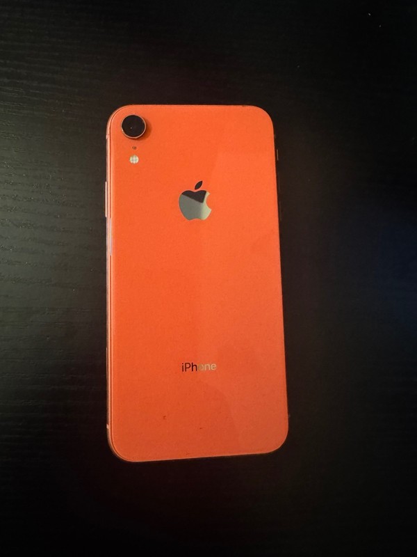 Excellent Shape Unlocked iPhone XR 64GB. Orange.