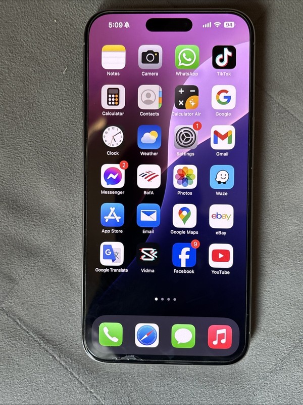 iPhone 15 Pro Max gallery