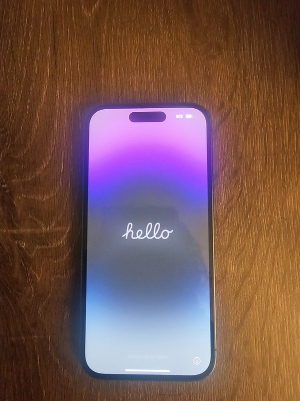 Apple iPhone 14 Pro – 128 GB – Deep Purple (Unlocked) – Good condition