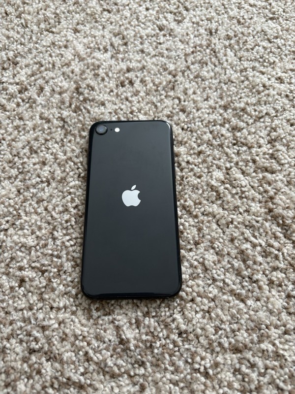 Apple iPhone SE 2020 64GB Black Unlocked SIM and eSIM Good Condition gallery