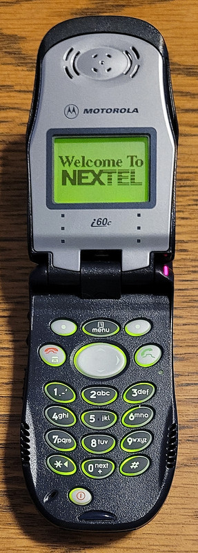Motorola i60c – Black ( Nextel ) Rare iDEN Push2Talk Flip Phone – Great Shape