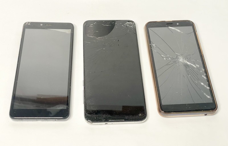 Smart Phone Parts Lot Of 3: Maxwest, Motorola, Cloud Mobile