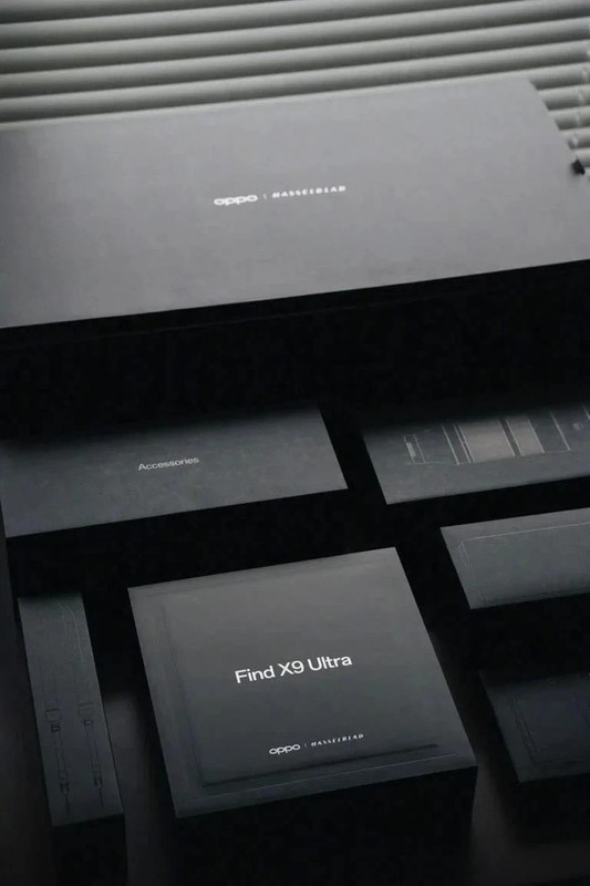 OPPO Find X9 Ultra 1TB Hasselblad Earth Explorer Master Limited Edition CN Model gallery
