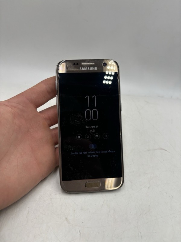 Samsung Galaxy S7 SM-G930V Verizon/GSM unlocked - Gold