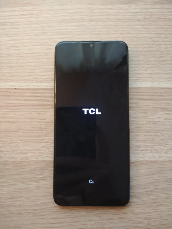 TracFone Prepaid TCL K24 32GB CDMA LTE