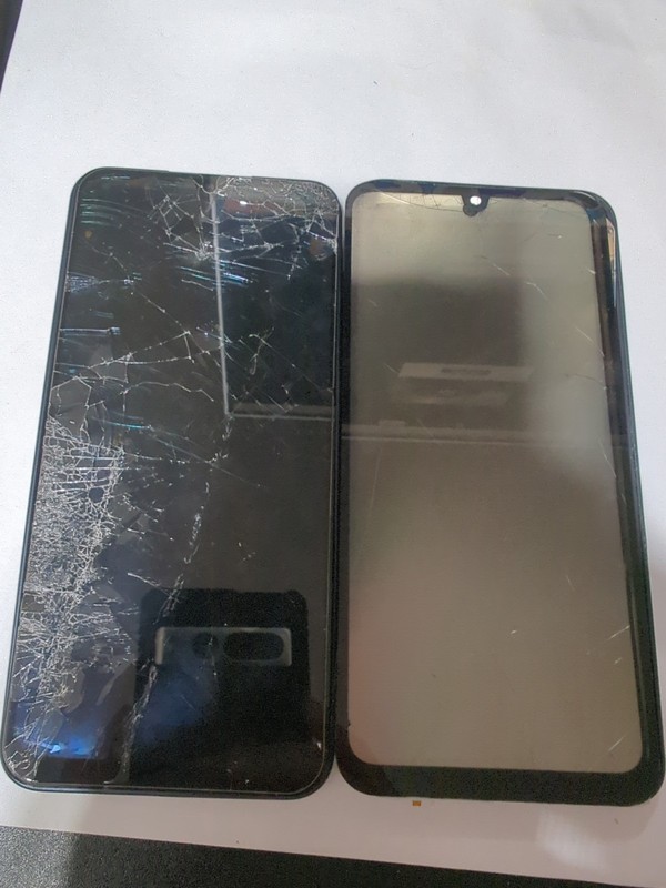 lot of Two Samsung Galaxy A16 5G LTE 128GB/4GB Damaged , blue , #61123,4