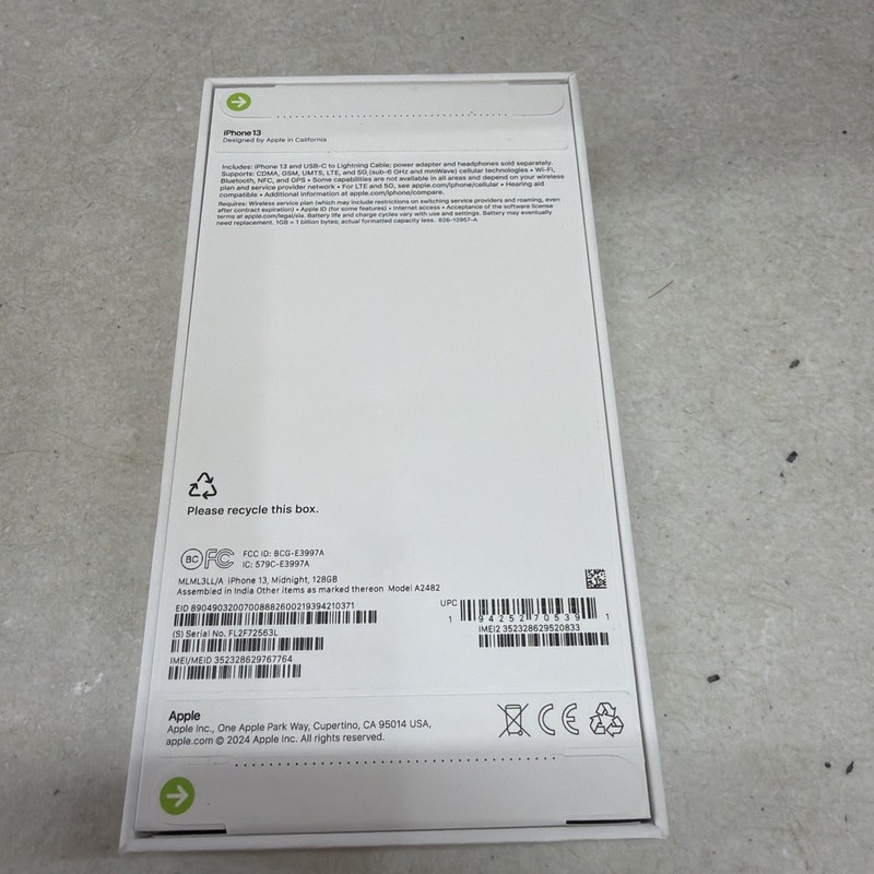 Apple iPhone 13 128GB Midnight NEW SEALED (Cricket Carrier) gallery
