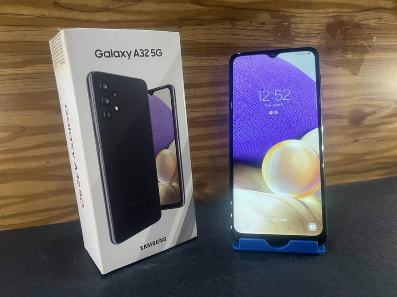 Samsung Galaxy A32 5G 64GB Unlocked SM-A326U Black Android Smartphone Clean IMEI