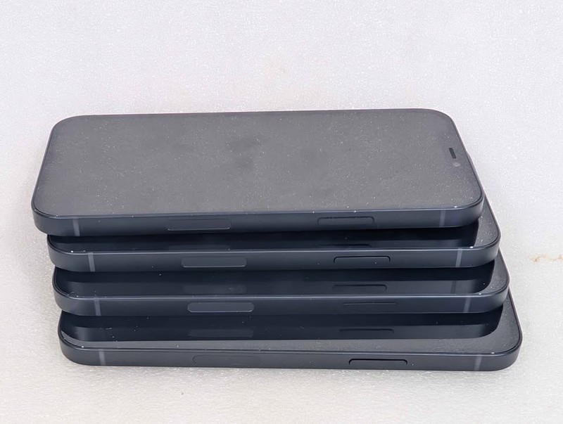 Lot of 38x Apple iPhone 12 Unlocked A2172 64GB 128GB 80-100% Battery Grade A/B