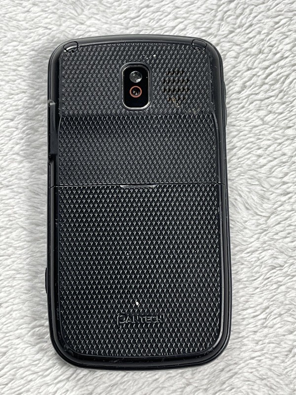 Pantech Vega Link - 80 MB - Gray (AT&T) gallery