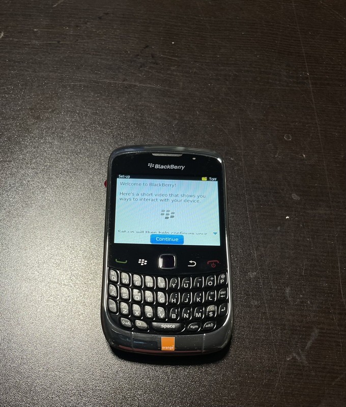 BlackBerry 9300 – Black (Orange) *OPEN BOX