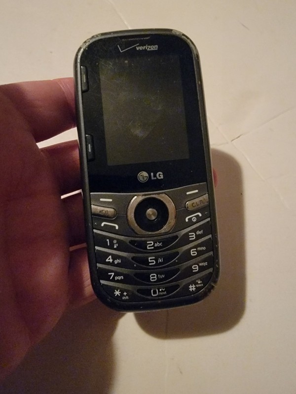 LG Cosmos 3 VN251S Grey Silver (Verizon) 3G Cell Phone Slider Untested For Parts