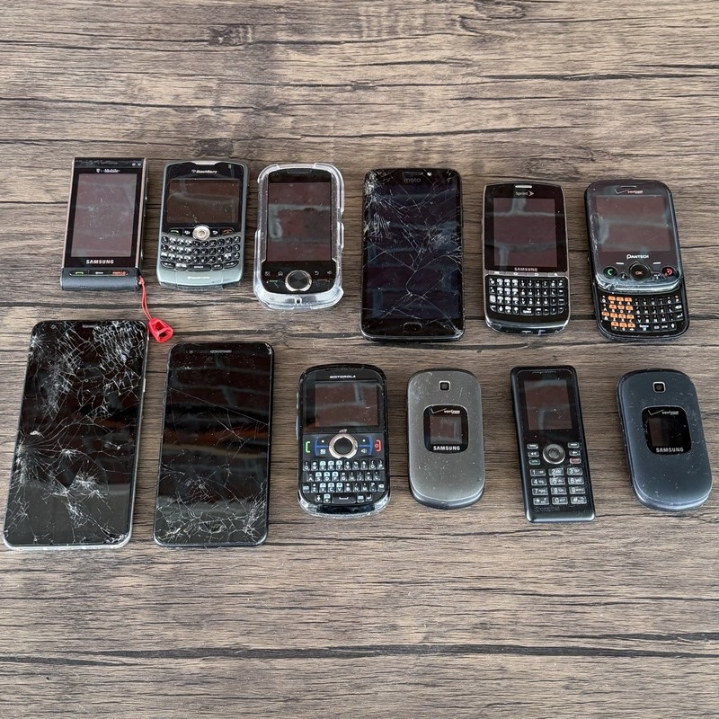 Lot of 12 Assorted Cell Phones Untested For Parts Repair Samsung LG Flip
