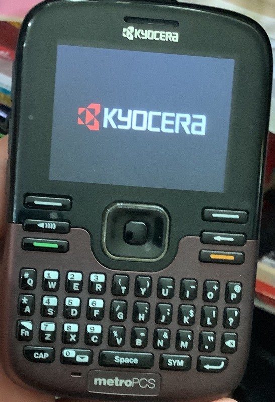 Kyocera Torino S2300 – Black ( MetroPCS ) Rare CDMA Cellular Phone With UC.
