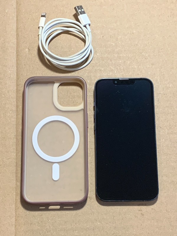 Apple iPhone 13 – 128GB – Midnight (unlocked) A2482 (CDMA + GSM) Read