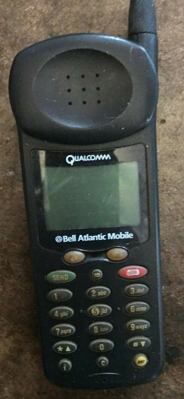 Qualcomm QCP-860 Bell Atlantic Mobile Cell Phone Fast Shipping Good Used Vintage