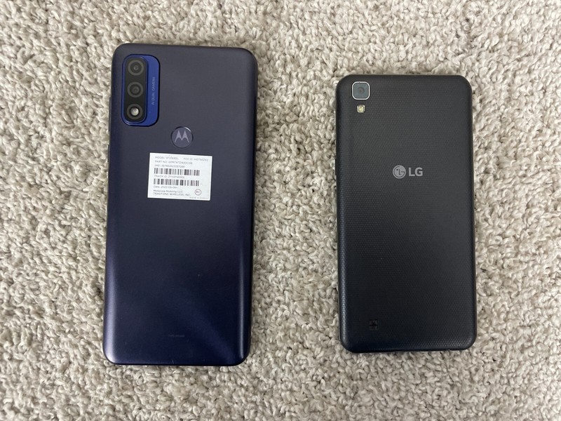 Lot of 5 LG Motorola XT2271-5 XT2165DL XT2163DL Touchscreen Smartphone Untested gallery