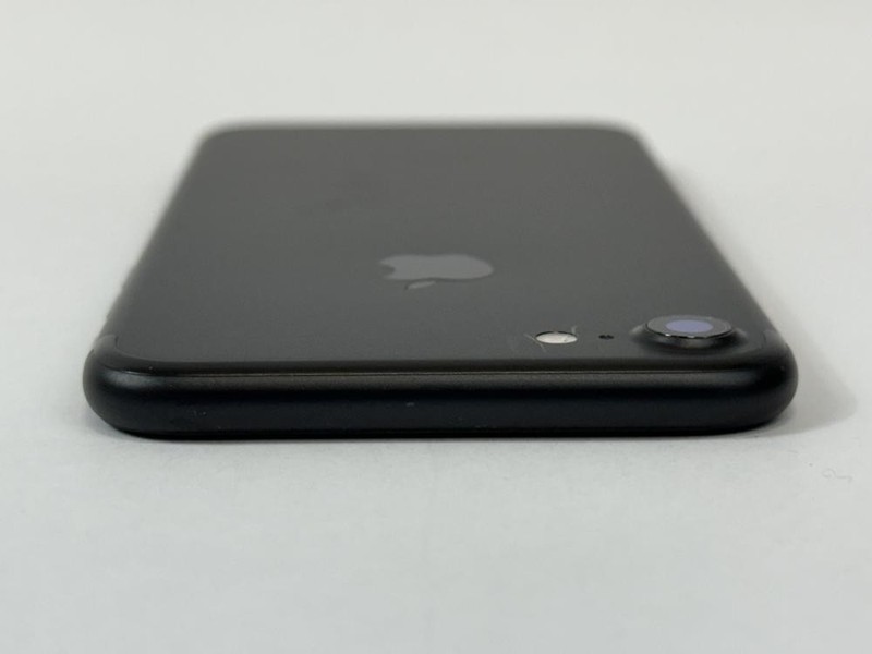 Apple iPhone 7 32GB A1660 Black (Unlocked) Smartphone - Fair gallery