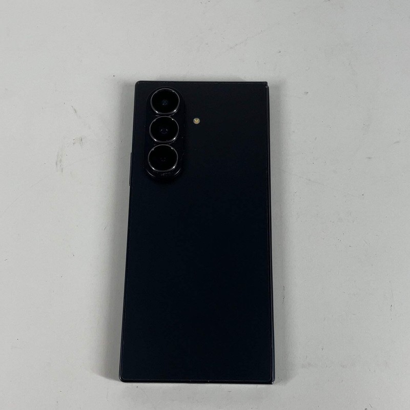Unlocked Samsung Galaxy Z Fold7 12GB RAM 512GB SM-F966U1 Jetblack gallery