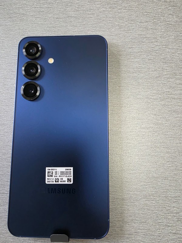 New Samsung Galaxy S25+ Plus (5G) SM-S936U 12+256GB Fully Unlocked Smartphone US
